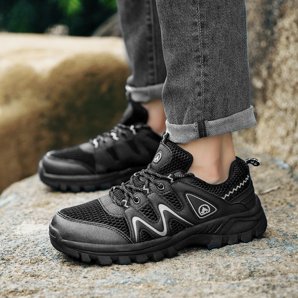 Férfi túracipő két színben