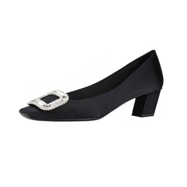 Дамски ежедневни обувки с дебел ток