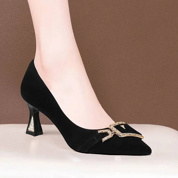 Елегантни дамски обувки с ток