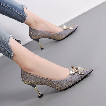 Γυναικεία μοντέρνα παπούτσια με λεπτό τακούνι 6cm και διακοσμητικές πέτρες