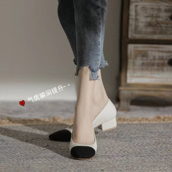 Sieviešu ikdienas apavi no eko ādas ar papēdi