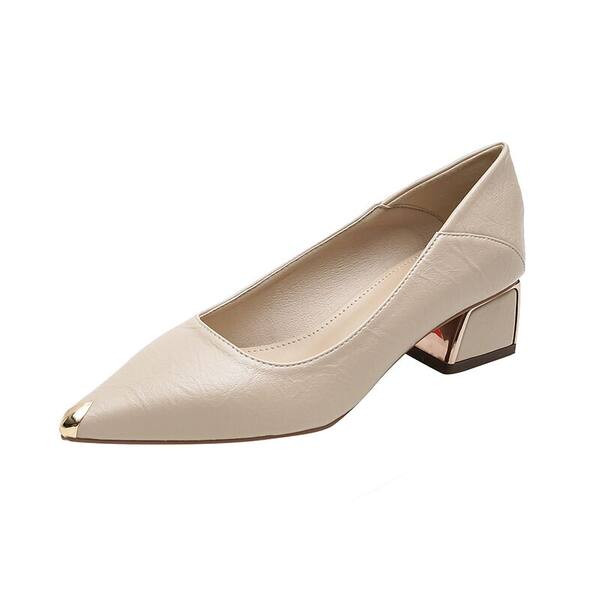 Casual παπούτσια από οικολογικό δέρμα με μεταλλικά στοιχεία