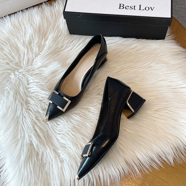 Modernas sieviešu smailas kurpes ar augstu 4cm papēdi