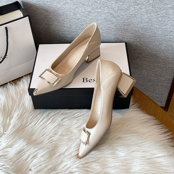 Modernas sieviešu smailas kurpes ar augstu 4cm papēdi