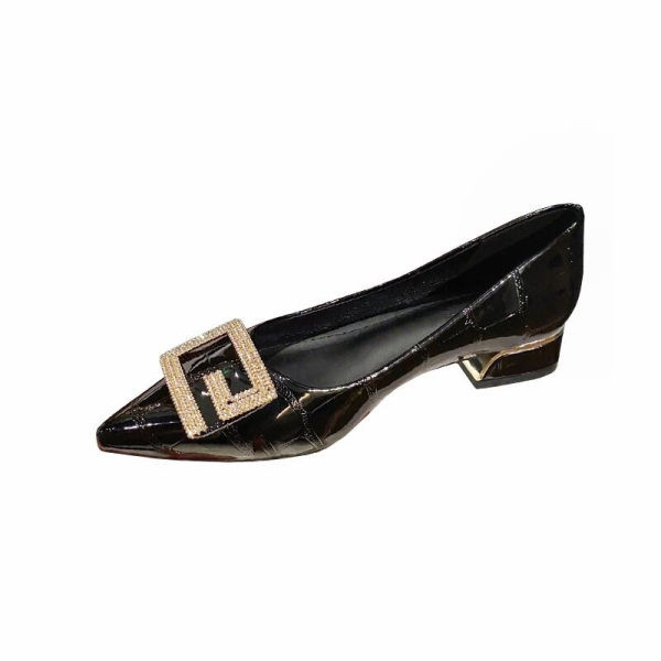 Jauna modeļa sieviešu smailas kurpes ar sprādzi