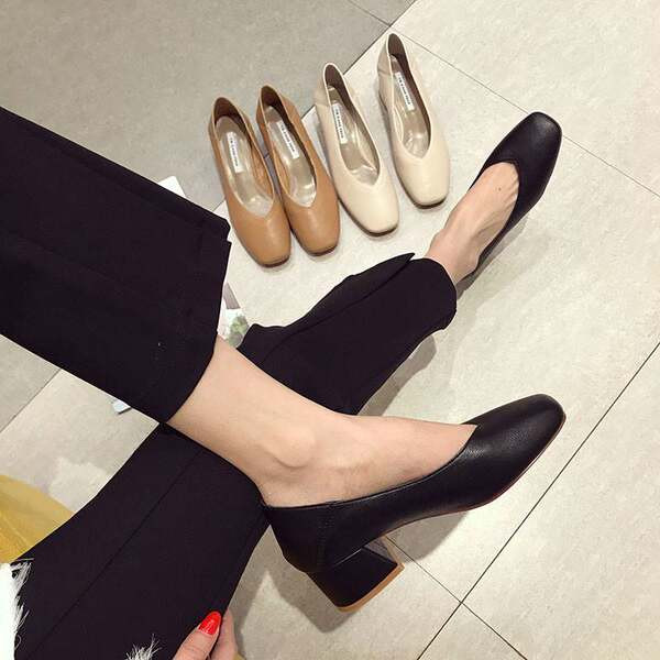 Sieviešu apavi - tīrs modelis