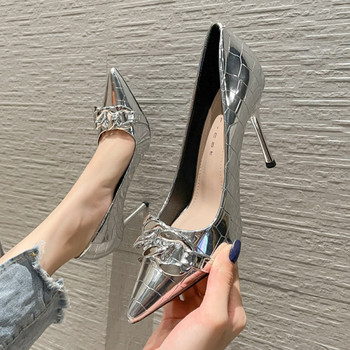 Κομψά γυναικεία παπούτσια με ψηλό τακούνι 9cm