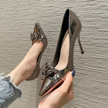 Κομψά γυναικεία παπούτσια με ψηλό τακούνι 9cm