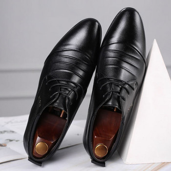 Мъжки ежедневен модел обувки от еко кожа с връзки 
