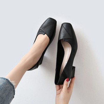 Γυναικεία μοντέρνα παπούτσια με χοντρό τετράγωνο τακούνι 4,5cm