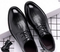 Modes vīriešu ādas apavi ar šņorēm - noapaļots modelis