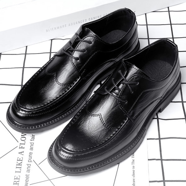 Ikdienas modeļa vīriešu apavi no eko ādas ar šņorēm