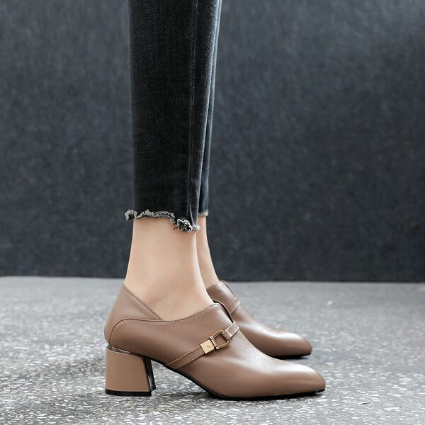 Ženske cipele od eko kože - sa debelom petom