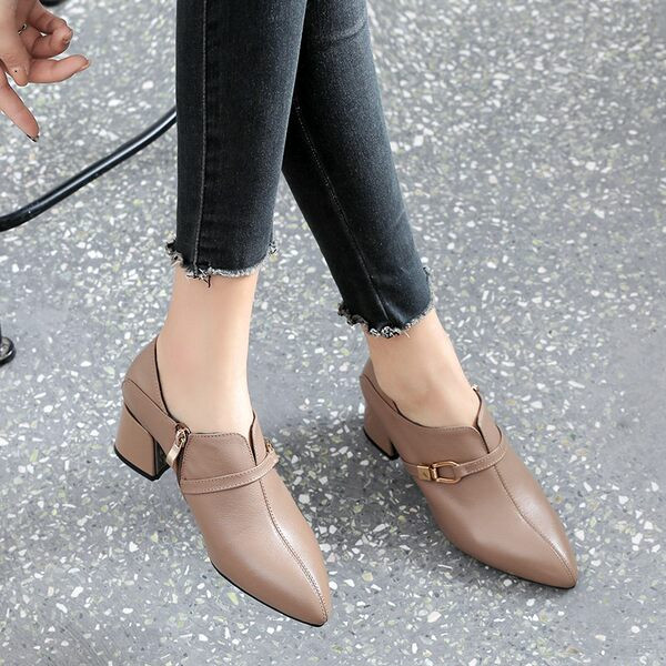 Ženske cipele od eko kože - sa debelom petom