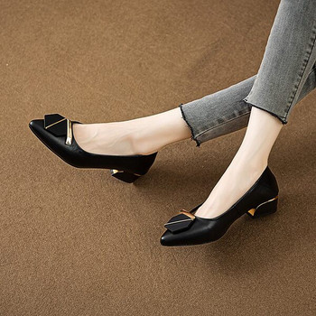 Ежедневни дамски обувки с квадратен 3см ток