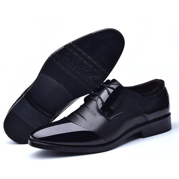 Eleganti apavi ar smailiem purngaliem