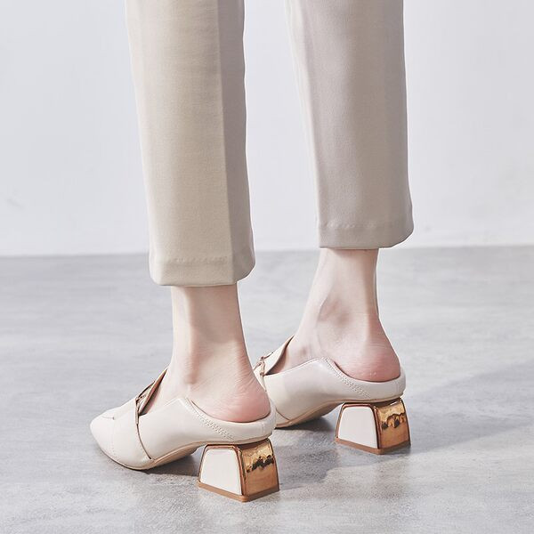 Sieviešu eko ādas apavi ar metāla sprādzi