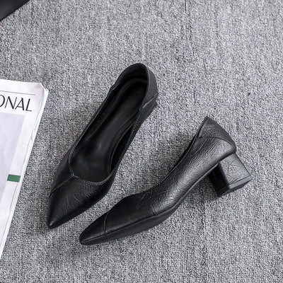 Γυναικεία casual παπούτσια από οικολογικό δέρμα με χοντρό τακούνι