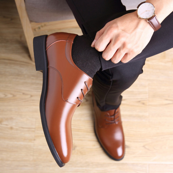 Vyriški formalūs odiniai batai su raišteliais – naujas modelis