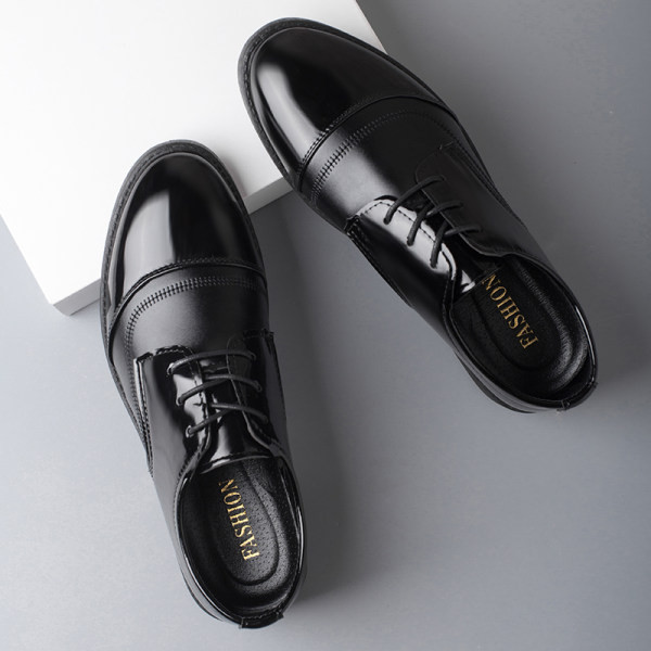 Modes ādas šņorējamas kurpes vīriešiem