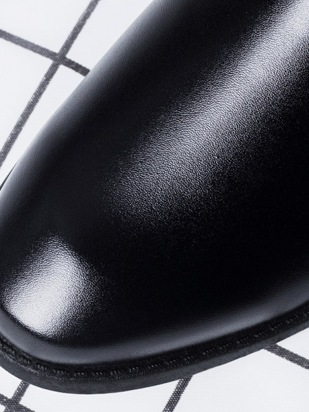 Vīriešu eko ādas smaila modeļa apavi