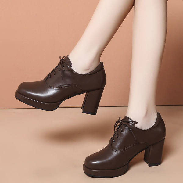 Ženske cipele od eko kože sa debelom petom i vezicama