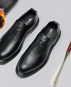 Vīriešu formālas ādas apavi ar šņorēm jauns modelis