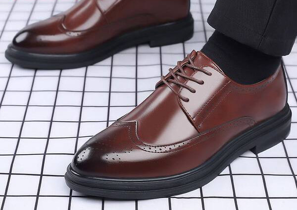 Vīriešu ādas apavi dažādās krāsās