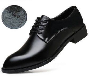 Νέα ανδρικά παπούτσια με κορδόνια σε μαύρο χρώμα Modem