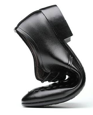 Официални обувки от еко кожа заострен модел