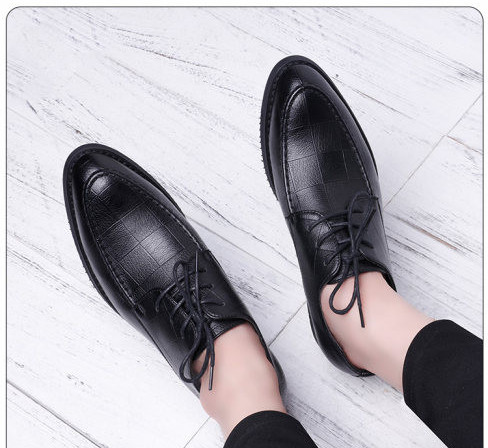 Formāli vīriešu šņorkurpes ar eko ādas apdruku