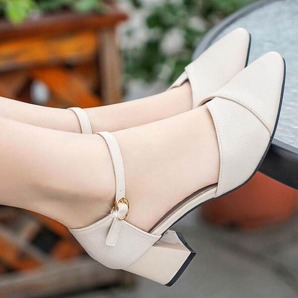 Sieviešu eko ādas apavi ar sprādzes aizdari