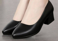 Γυναικεία παπούτσια από οικολογικό δέρμα καθαρό μοντέλο με τακούνι