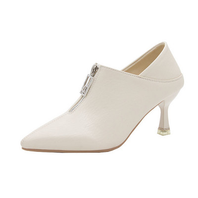 Γυναικεία παπούτσια με φερμουάρ και λεπτό τακούνι