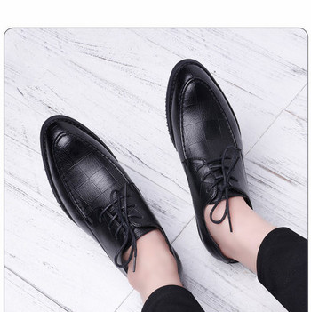 Модерни мъжки заострени обувки от еко кожа