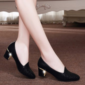 Ikdienas sieviešu ādas apavi ar kvadrātveida 5cm papēdi