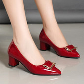 Casual ženske cipele s metalnim elementima i debelom petom