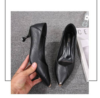 Νέο μοντέλο γυναικείων δερμάτινων παπουτσιών με τακούνι 5cm