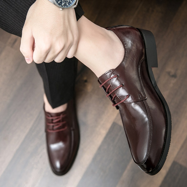 Formaalsed paeltega meeste kingad - ökonahk