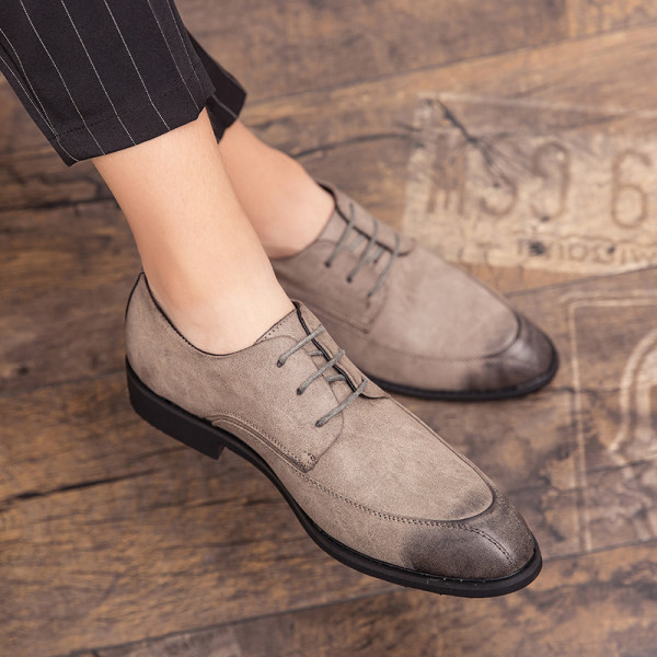 Мъжки обувки -  с връзки в два цвята 