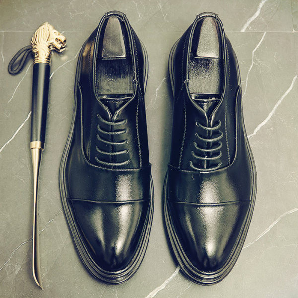 Oficiālais apavu modelis no eko ādas ar šņorēm