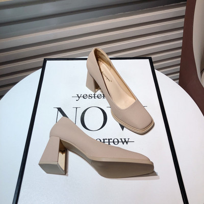 Sieviešu augstie apavi no eko ādas ar biezu papēdi