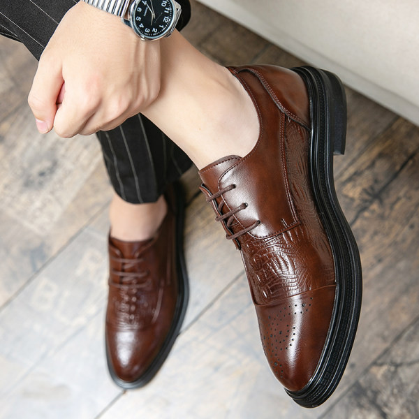 Stílusos férfi bőr fűzős cipő