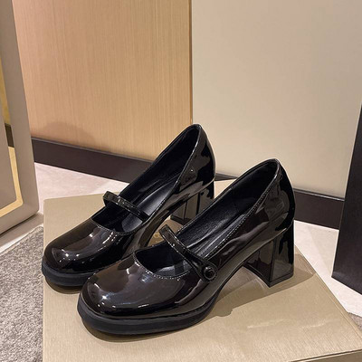 Sieviešu lakādas augstpapēžu kurpes