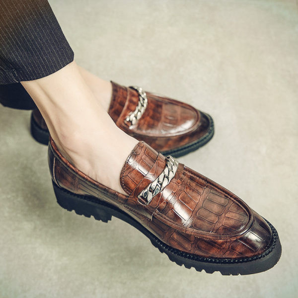 Elegáns eco bőr cipő fémes hálóval