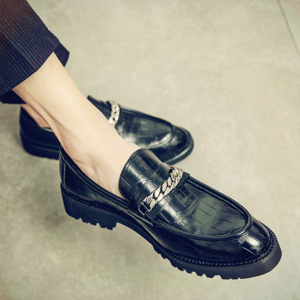 Elegáns eco bőr cipő fémes hálóval