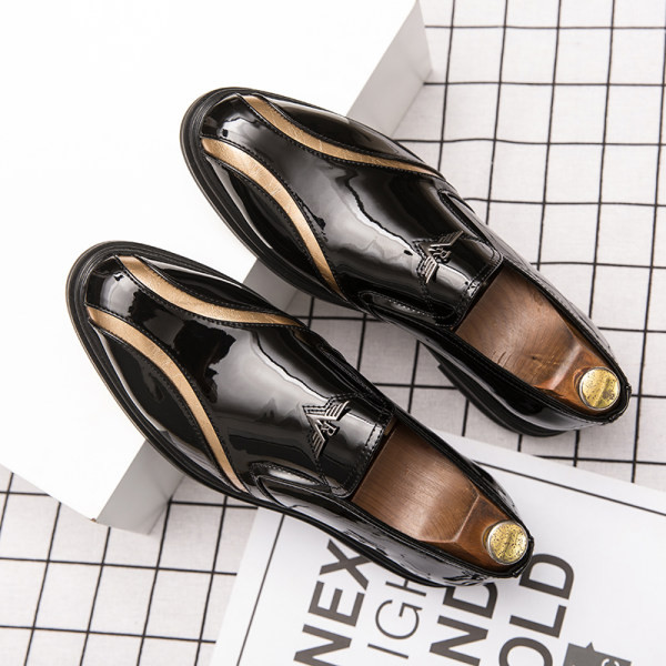 Új férfi cipőmodell