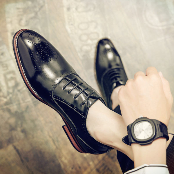 Vīriešu ikdienas apavi ar šņorēm