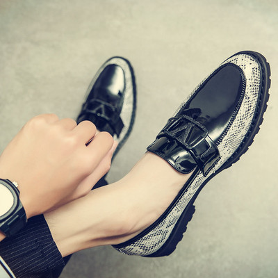 Férfi formális cipő hegyes modell