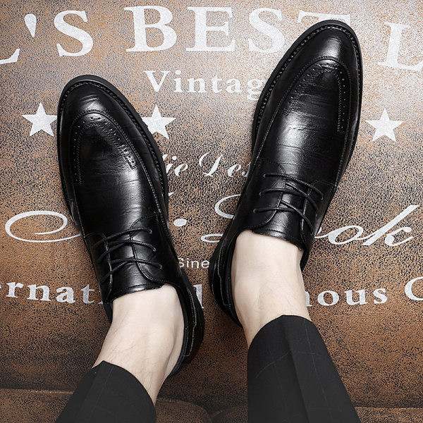 Κομψά ανδρικά παπούτσια με κορδόνια από οικολογικό δέρμα